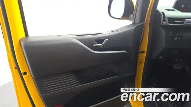 Hyundai Staria 2023 — Şəkil 15/31