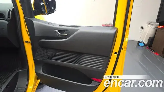 Hyundai Staria 2023 — Şəkil 20/31