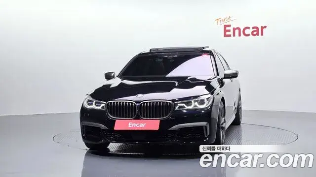 BMW 7 Series 2018 — Фото 2/20