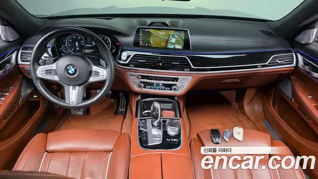 BMW 7 Series 2018 — Фото 6/20