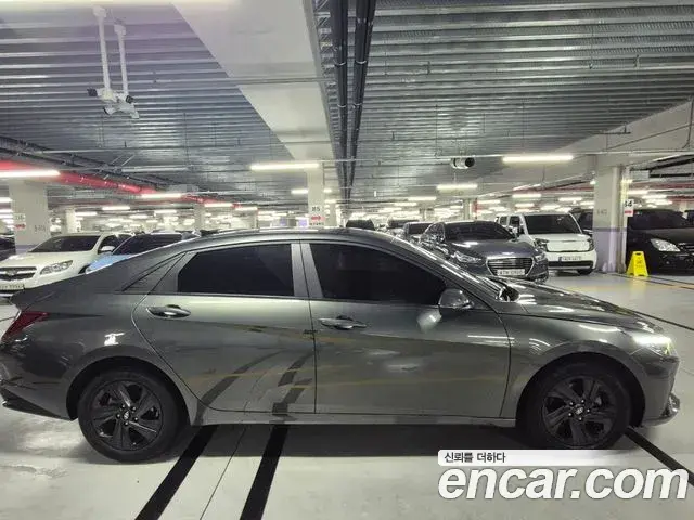 Hyundai The New Avante Hybrid 2022 — ფოტო 7/16