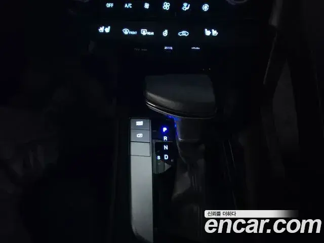 Hyundai The New Avante Hybrid 2022 — ფოტო 3/16