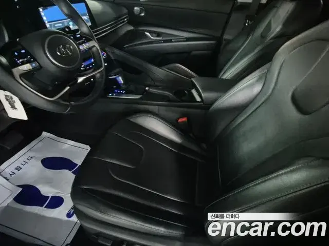 Hyundai The New Avante Hybrid 2022 — ფოტო 16/16