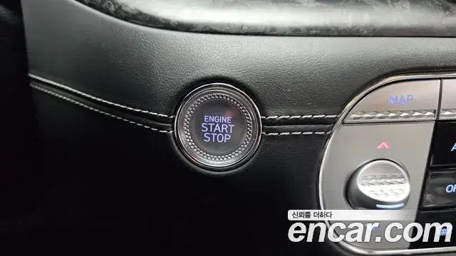 Genesis G90 2022 — ფოტო 22/40