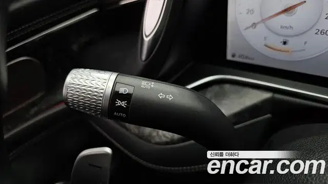 Genesis G90 2022 — ფოტო 7/40
