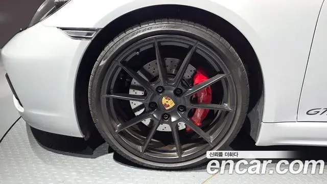 Porsche 718 Boxster 2024 — ფოტო 2/20