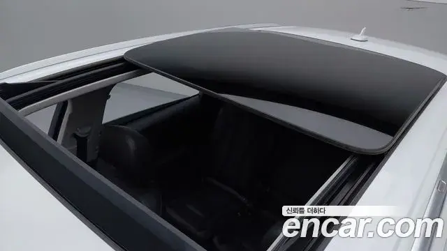 Audi Q7 2019 — ფოტო 17/18