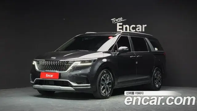 Kia Carnival 2021 — Фото 1/20