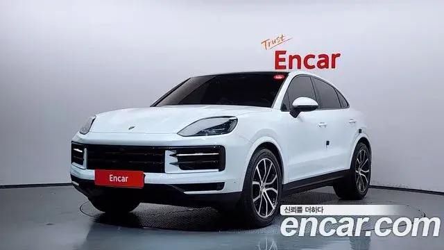 Porsche Cayenne 2023 — Şəkil 19/36