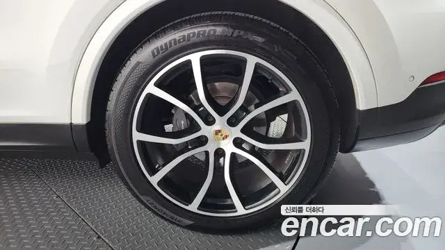 Porsche Cayenne 2023 — Şəkil 13/36
