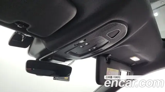 Porsche Cayenne 2023 — Şəkil 26/36