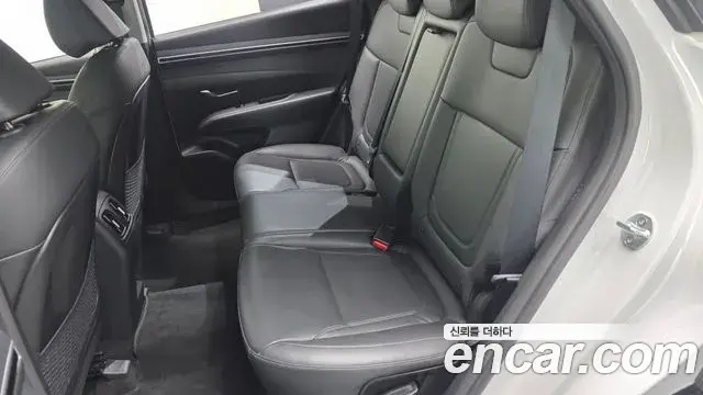 Hyundai Tucson Hybrid 2021 — Photo 2/30