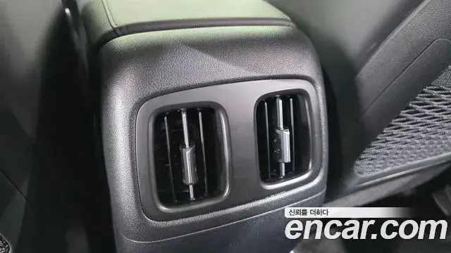 Hyundai Tucson Hybrid 2021 — Photo 21/30