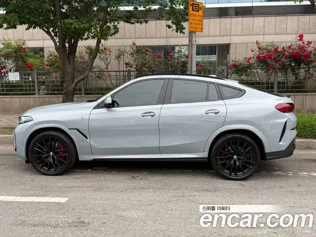 BMW X6 2025 — Photo 13/20