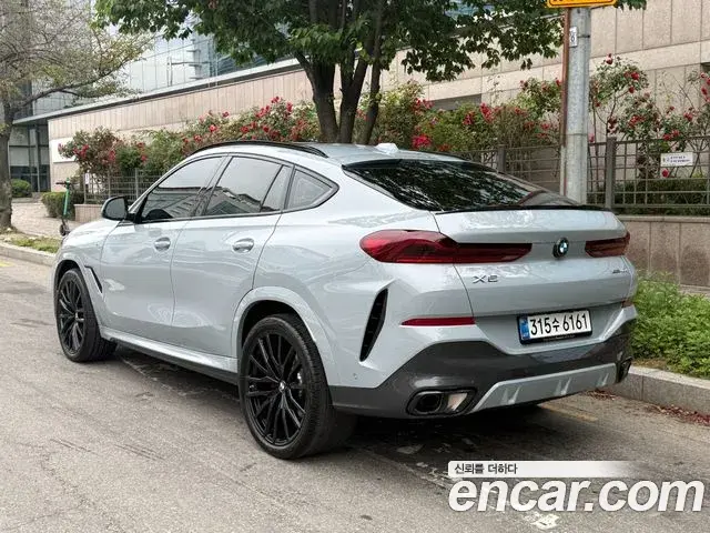 BMW X6 2025 — Photo 18/20