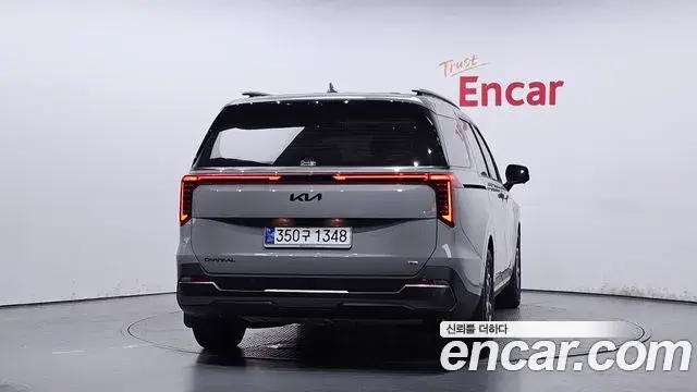 Kia Carnival 2025 — ფოტო 10/20
