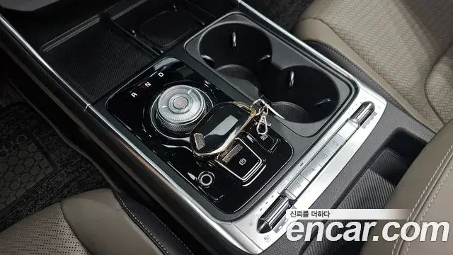 Kia Carnival 2025 — ფოტო 5/20