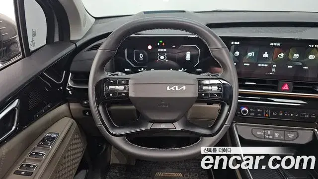 Kia Carnival 2025 — ფოტო 6/20