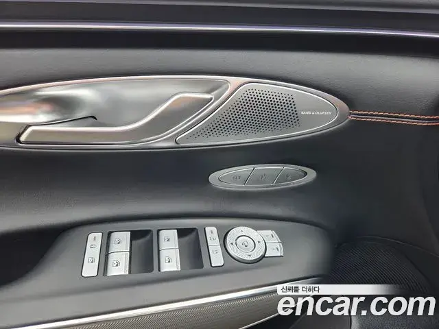 Genesis GV70 2024 — ფოტო 2/20