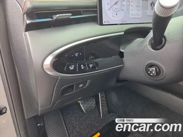 Genesis GV70 2024 — ფოტო 5/20