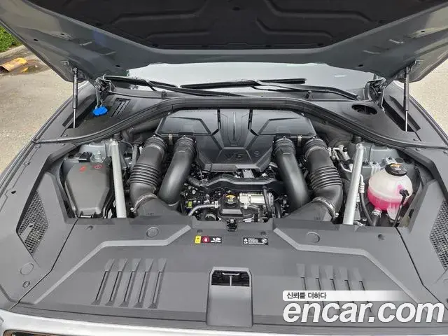 Genesis GV70 2024 — ფოტო 14/20