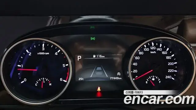 Kia Carnival 2021 — Фото 8/20