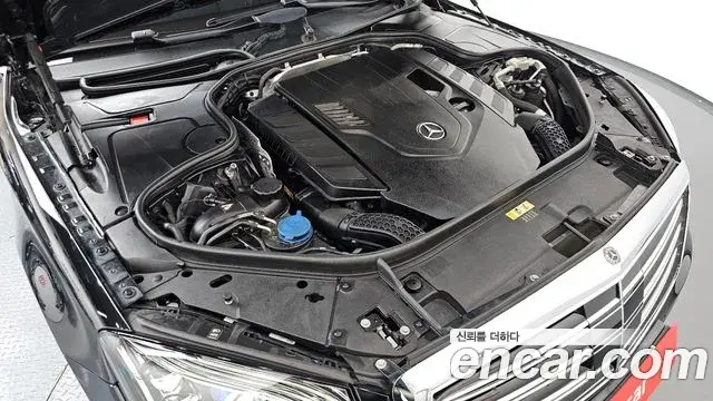 Mercedes-Benz S-Class 2019 — Фото 5/20