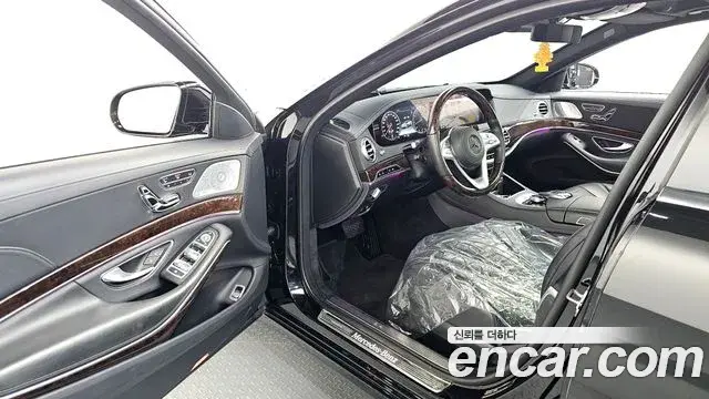 Mercedes-Benz S-Class 2019 — Фото 9/20