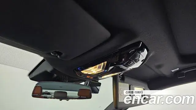 BMW 5 Series 2024 — Photo 19/41
