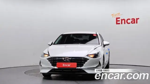 Hyundai Sonata 2019 — Фото 3/20