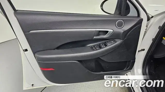Hyundai Sonata Hybrid 2019 — Şəkil 20/29