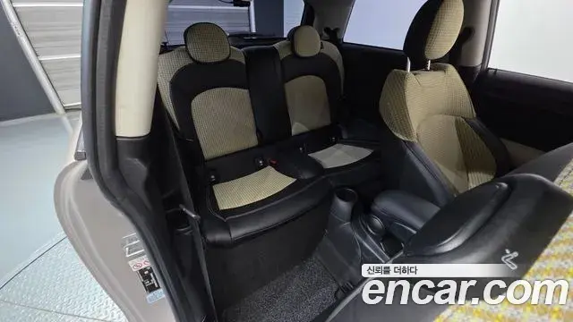 Mini Cooper 2021 — Photo 12/20