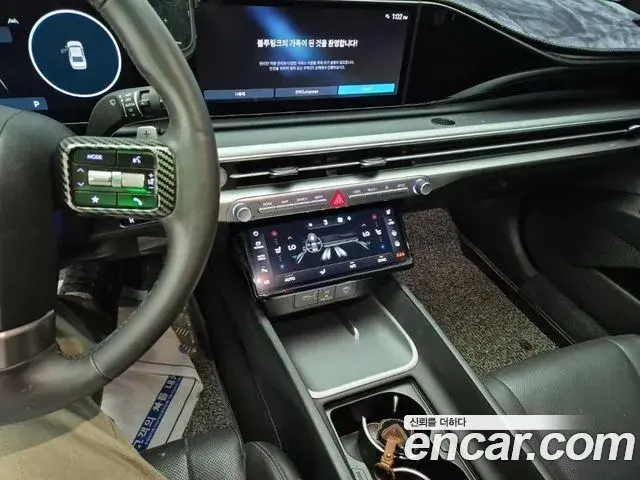 Hyundai Grandeur Hybrid 2023 — Şəkil 9/18