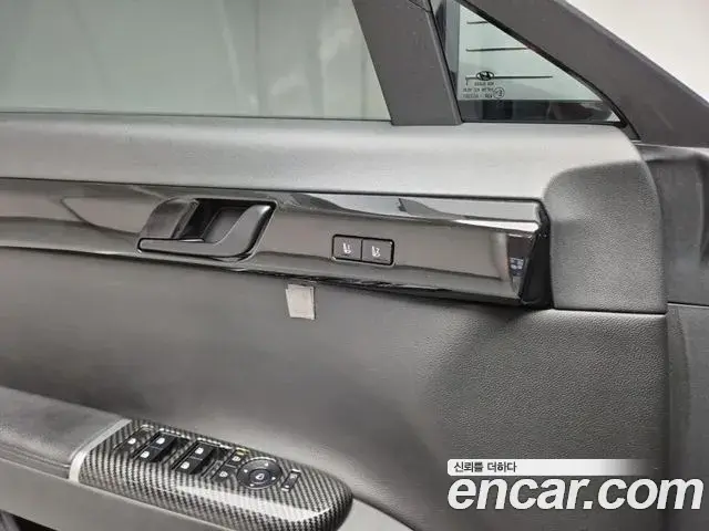 Hyundai Grandeur Hybrid 2023 — Şəkil 2/18