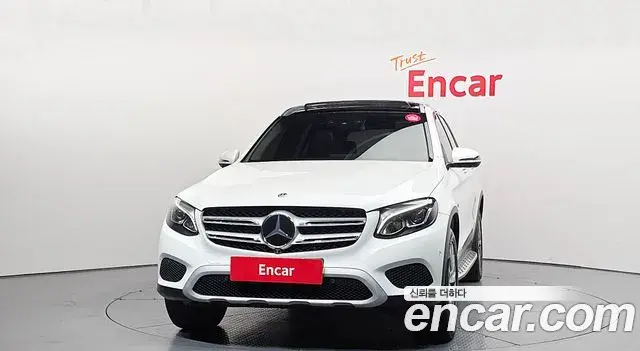 Mercedes-Benz GLC-Class 2019 — Şəkil 26/34