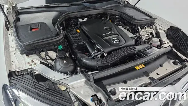Mercedes-Benz GLC-Class 2019 — Şəkil 11/34