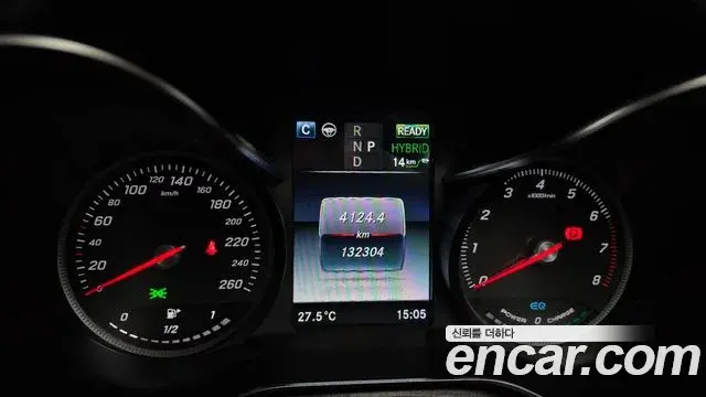 Mercedes-Benz GLC-Class 2019 — Şəkil 12/34