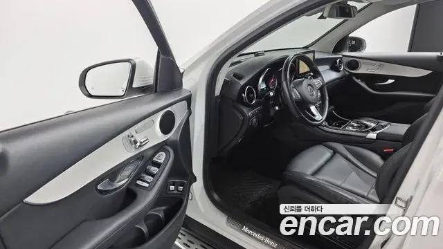 Mercedes-Benz GLC-Class 2019 — Şəkil 3/34