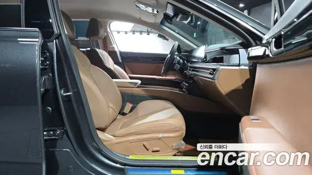 Hyundai Grandeur Hybrid 2025 — Şəkil 9/32