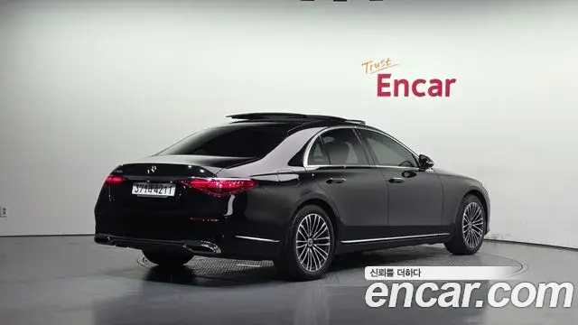 Mercedes-Benz S-Class 2022 — Şəkil 13/32