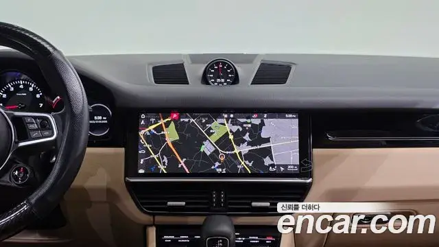Porsche Cayenne 2019 — Фото 18/20