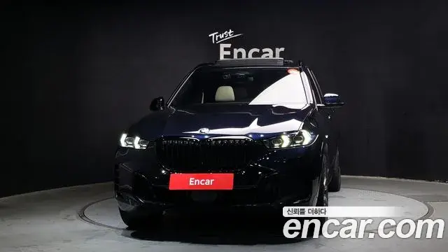 BMW X5 2025 — Şəkil 28/30