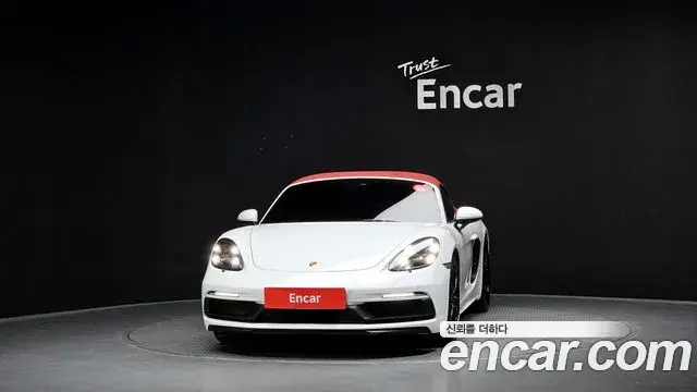 Porsche 718 Boxster 2019 — Фото 2/20