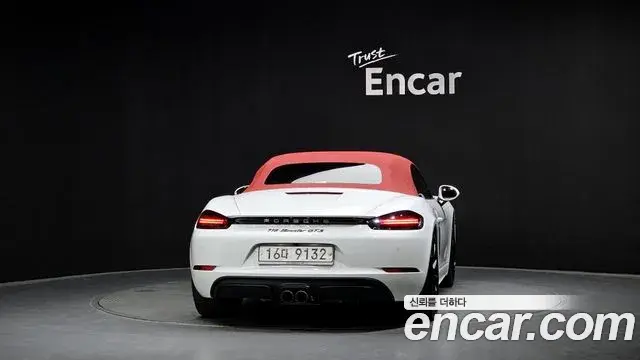 Porsche 718 Boxster 2019 — Фото 3/20