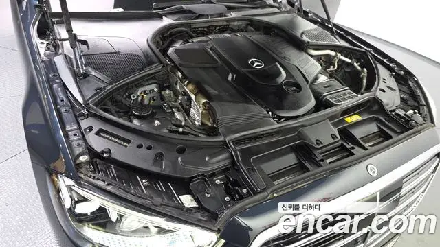 Mercedes-Benz S-Class 2021 — Фото 6/20
