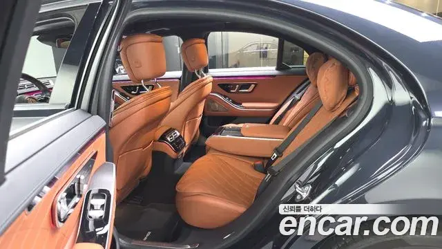 Mercedes-Benz S-Class 2021 — ფოტო 24/33