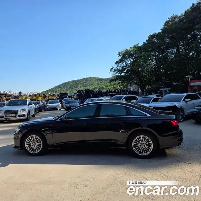 Audi A6 2021 — Photo 3/20