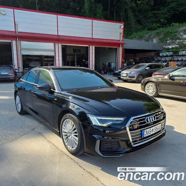 Audi A6 2021 — Photo 6/20