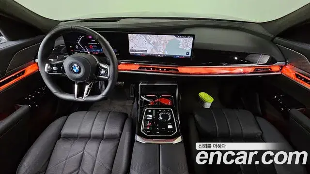 BMW 7 Series 2025 — ფოტო 17/41