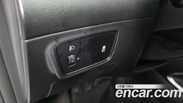 Hyundai Tucson Hybrid 2021 — Şəkil 28/31